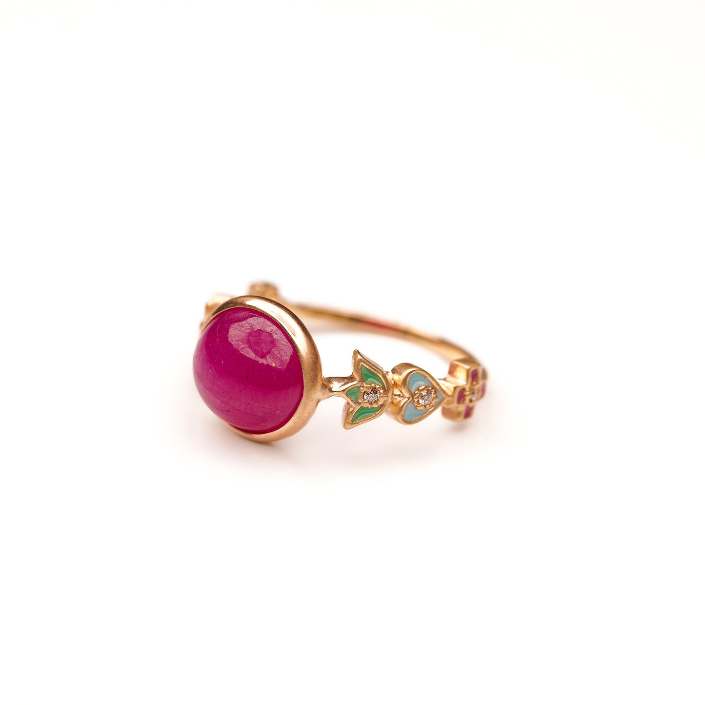 Crown collection design arm ring Star Ruby