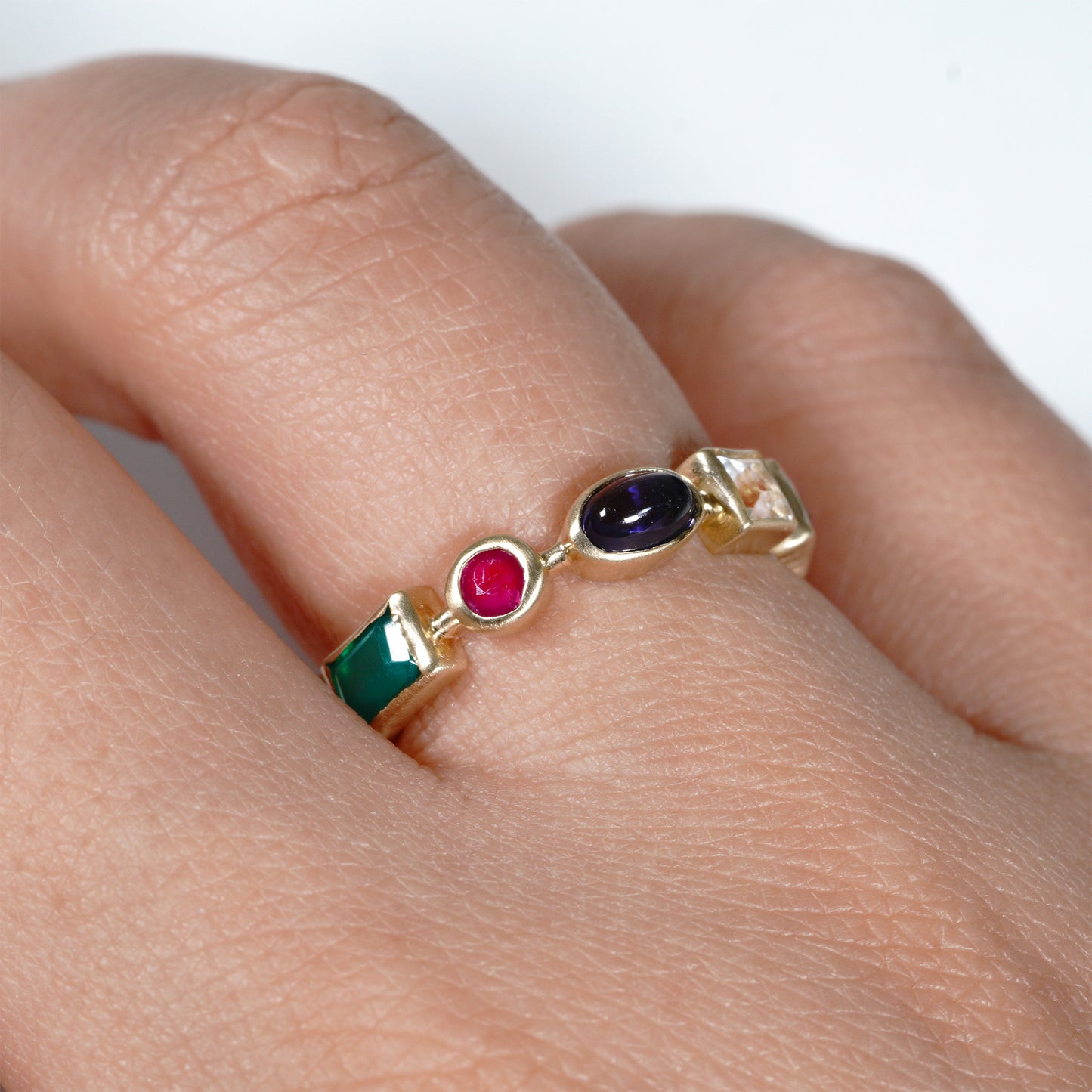 Queen Collection Ring < Iolite / Green Onyx / Ruby >
