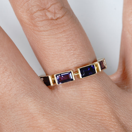Queen　Collection Ring < Iolite >